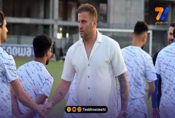 محسن بنگر: اورونوف می تواند در اسپانیا و انگلیس بازی کند