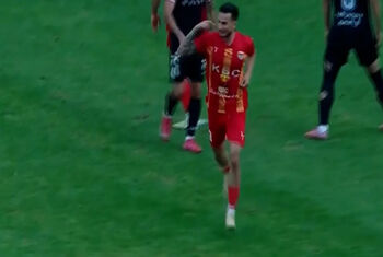 گل اول فولاد به پرسپولیس توسط احسان محروقی