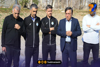 پوریا روی نیمکت استقلال!