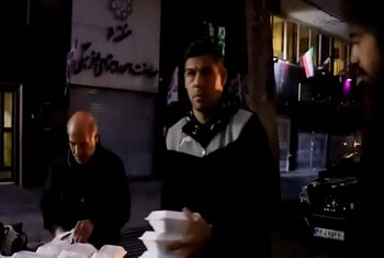 ورزشکاران در خط مقدم؛ کنار مردم