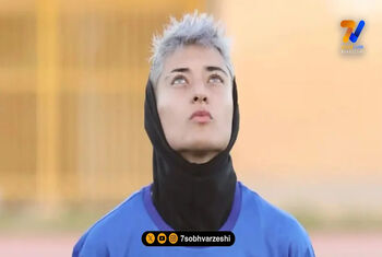 مادر محدثه زلفی با شما هم بود آقای مجری؛ دختران ایران، وطن فروش نیستند!