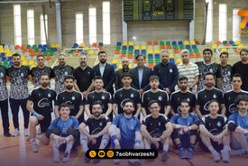 کتک کاری و بزن بزن استقلالی ها به خاطر 6 ثانیه!