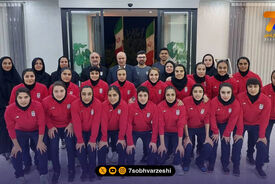 تاج در جمع ملی‌پوشان فوتسال زنان: فقط به قهرمانی فکر کنید