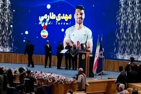 گل مهدی طارمی برترین گل سال 1404 و قهرمان ایران شد