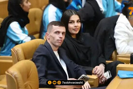 ستاره محبوب استقلال از همسرش جدا شد