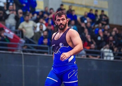 حسن یزدانی در نخستین نبرد پیروز شد