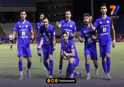ادعای پرسپولیسی ها؛ استقلال خوزستان با پرواز 7 شب پنج شنبه به تهران می آید