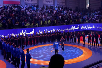 مراسم آغازین فینال لیگ برتر کشتی آزاد؛ حسن یزدانی سالن را منفجر کرد!
